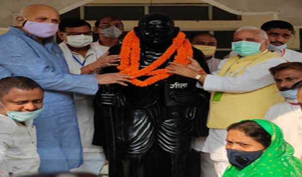 राष्ट्रपिता महात्मा गांधी के विचार आज भी प्रासंगिक: शाही